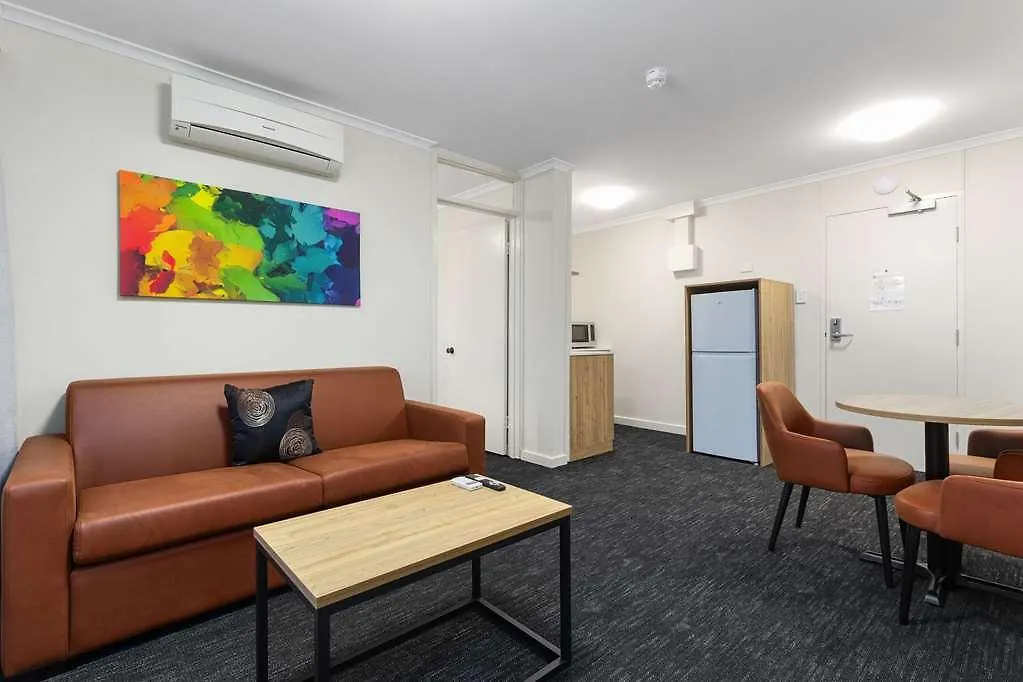 Econo Lodge North Adelaide Hotel